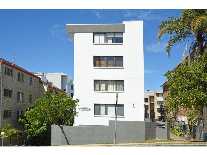 2/24 Moreton Parade, Kings Beach QLD 4551