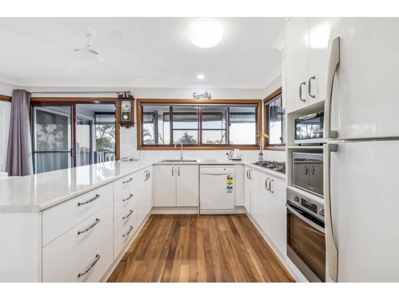 8 Cormorant Court, Aroona QLD 4551