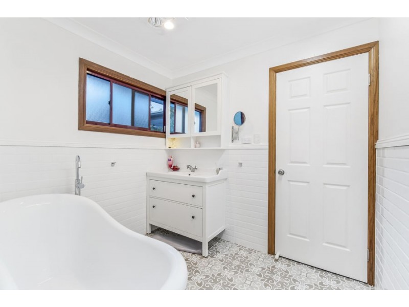 8 Cormorant Court, Aroona QLD 4551