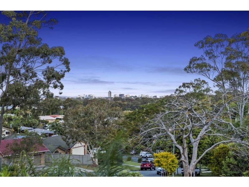 8 Cormorant Court, Aroona QLD 4551