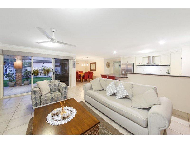 5 Kingsview Court, Little Mountain QLD 4551