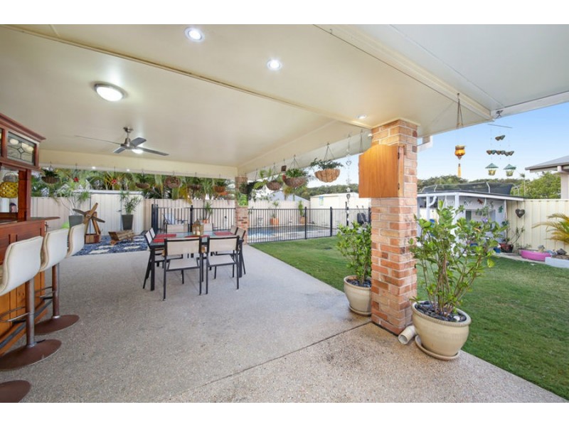 5 Kingsview Court, Little Mountain QLD 4551