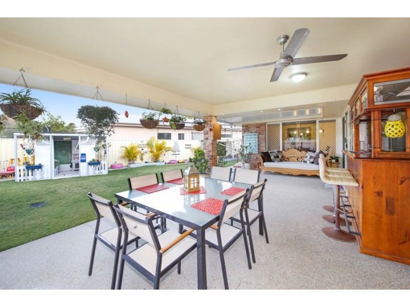 5 Kingsview Court, Little Mountain QLD 4551