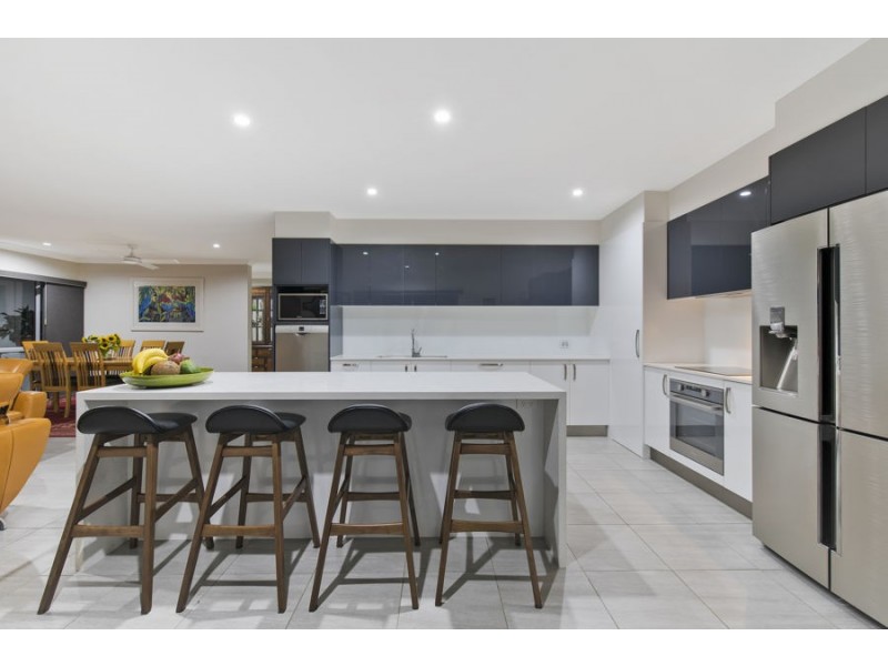 4 Alexander Street, Aroona QLD 4551