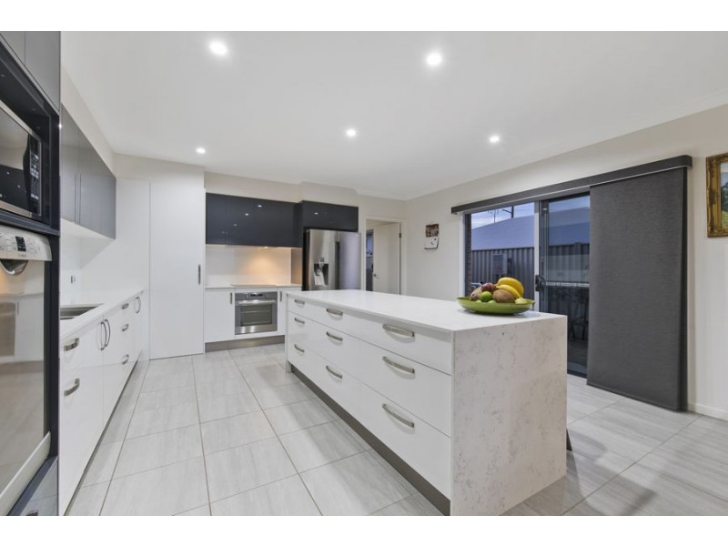 4 Alexander Street, Aroona QLD 4551