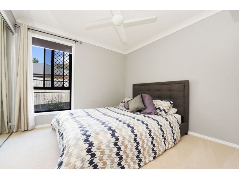 17 Tenkate Drive, Little Mountain QLD 4551