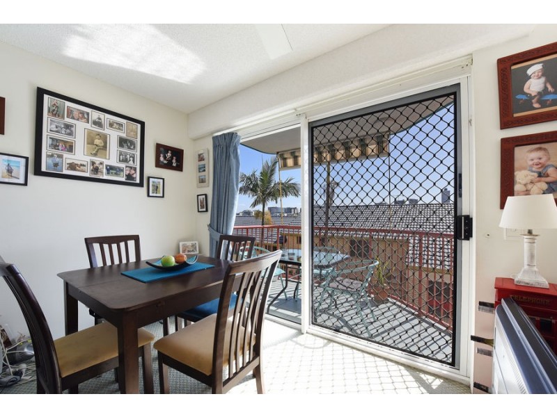 10/33 Burgess Street, Kings Beach QLD 4551