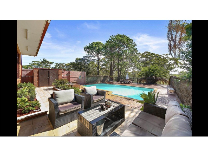 25 Gnarbo Ave, Carss Park NSW 2221