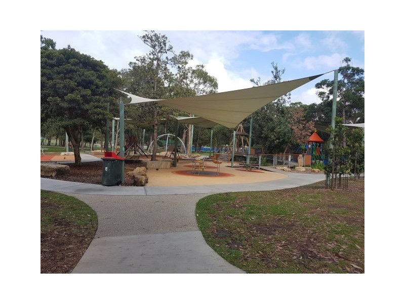 25 Gnarbo Ave, Carss Park NSW 2221