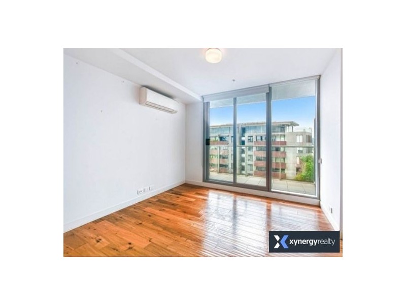 102/101 Bay Street, Port Melbourne VIC 3207