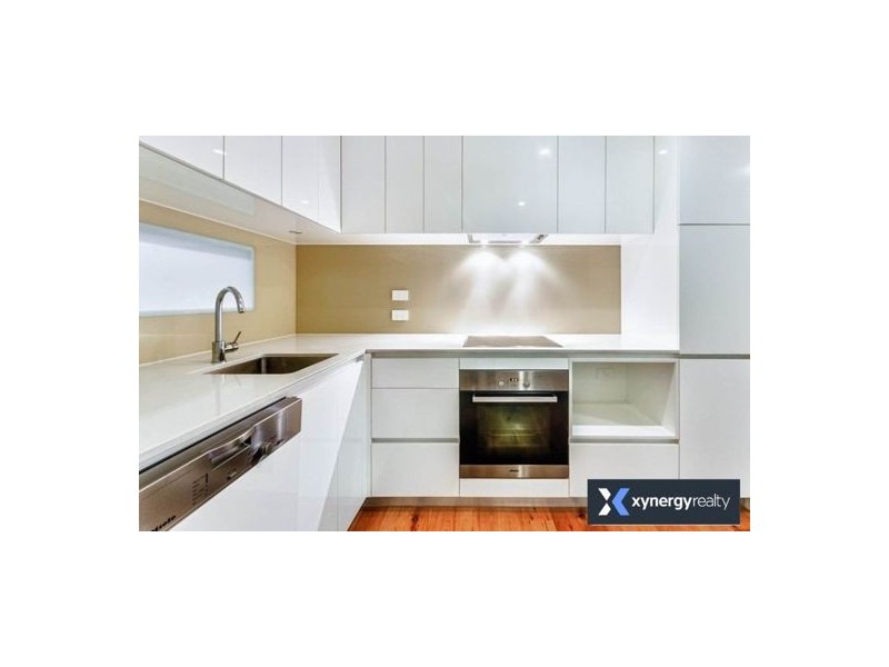 102/101 Bay Street, Port Melbourne VIC 3207