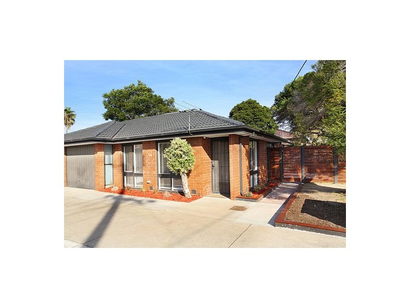 1/34 Grieve Parade, Altona VIC 3018