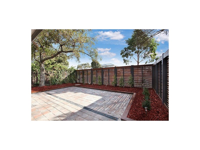 1/34 Grieve Parade, Altona VIC 3018