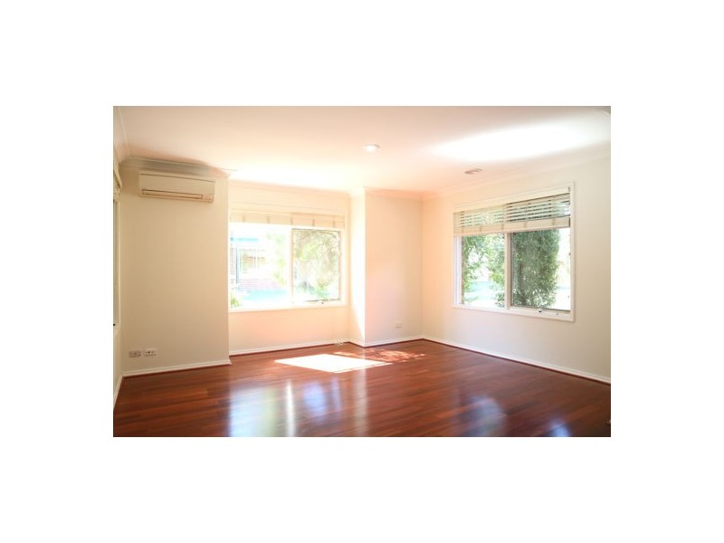 21/31 McIntyre Street, Burwood VIC 3125