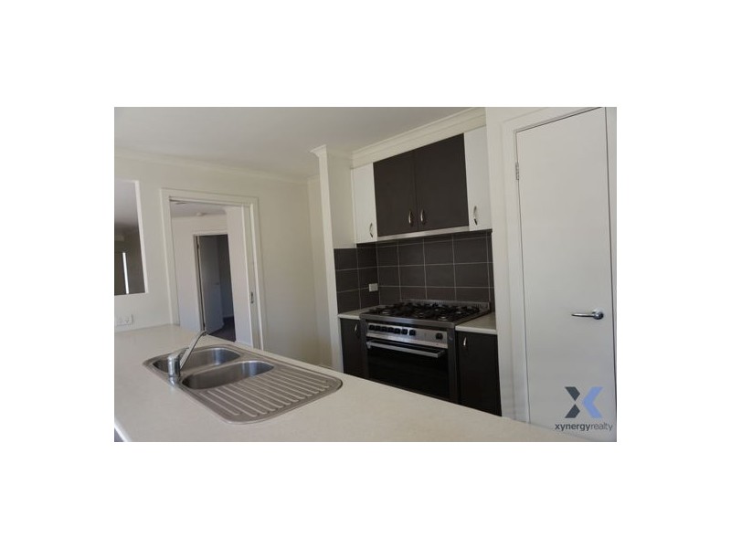 1 Kingbird Avenue, Tarneit VIC 3029