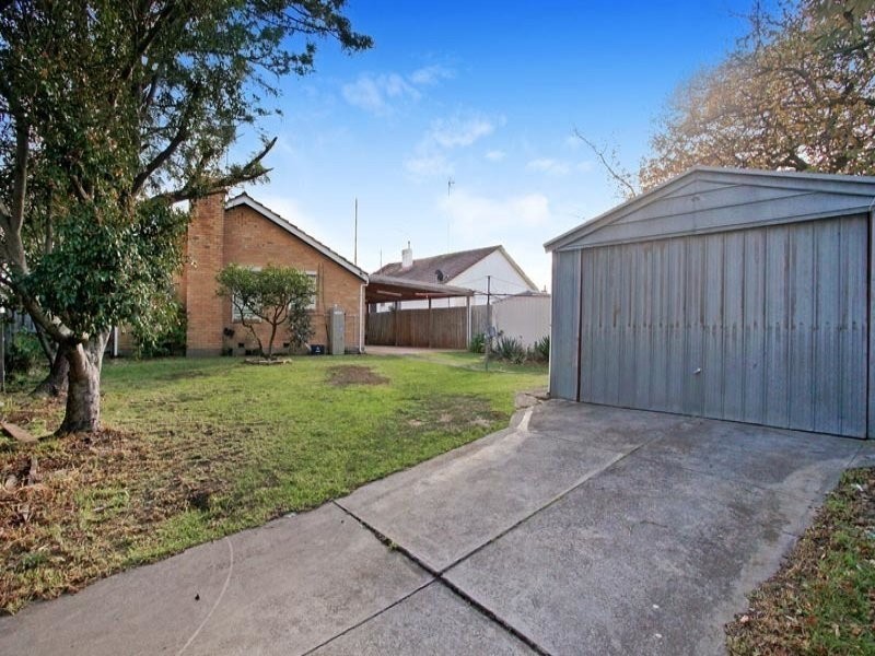 21 Cartledge Street, Laverton VIC 3028