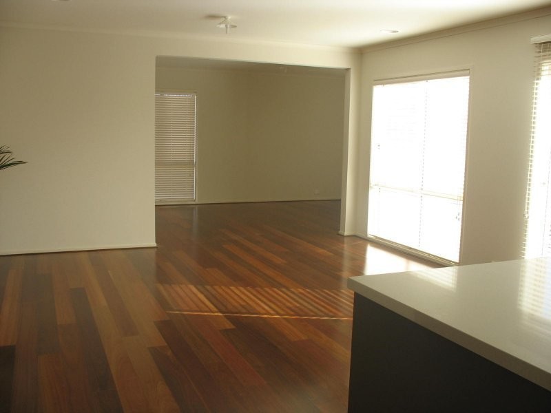 5 Greenfinch Court, Williams Landing VIC 3027