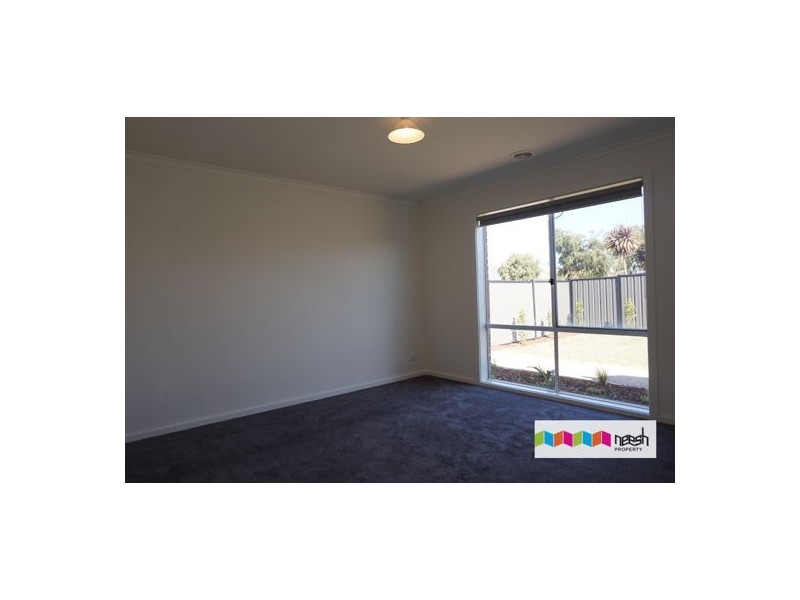 1 Kingbird Avenue, Tarneit VIC 3029