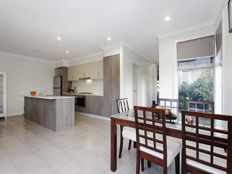 18 Mandrel Drive, Williams Landing VIC 3027