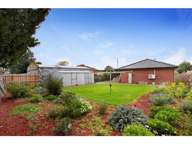 10 Intervale Drive, Wyndham Vale VIC 3024