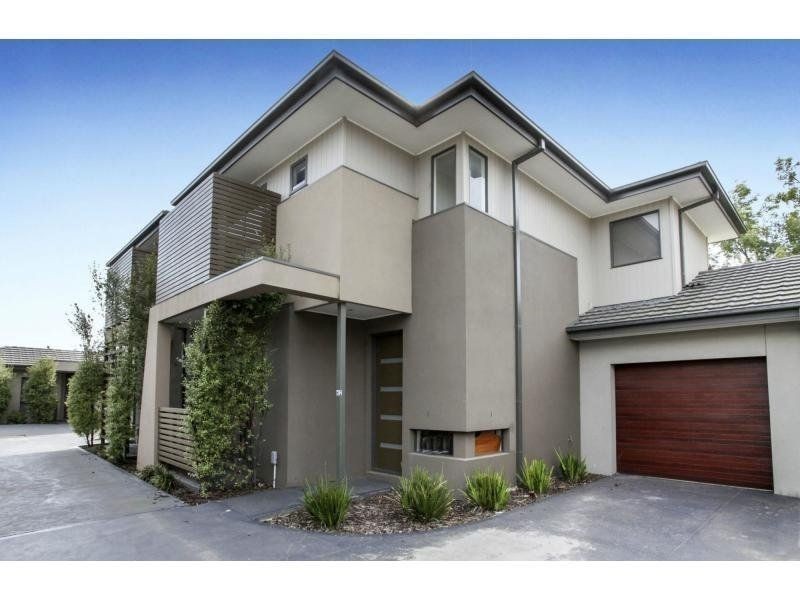 2/13 Hancock Street, Altona VIC 3018