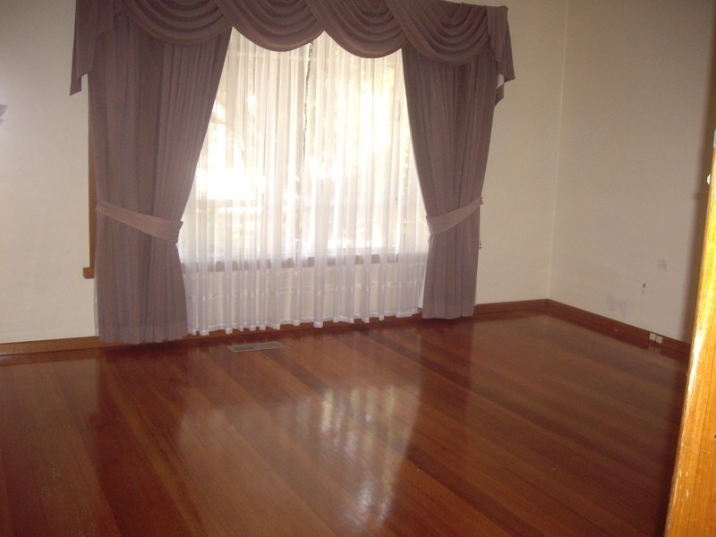 52 Rosala Avenue, Altona North VIC 3025