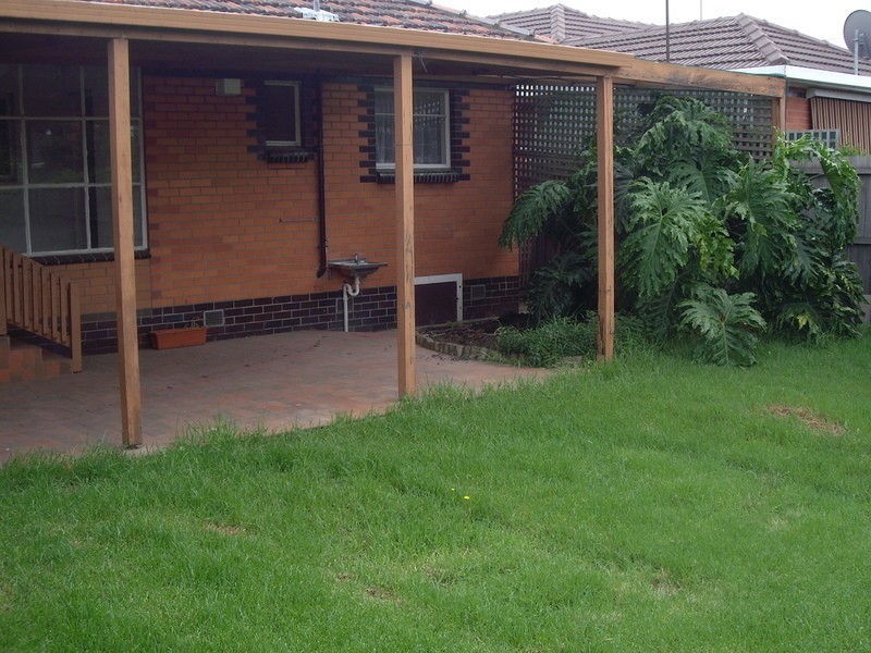 52 Rosala Avenue, Altona North VIC 3025