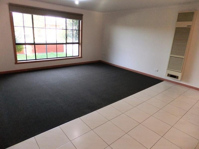 1a Dickenson Street, Altona Meadows VIC 3028