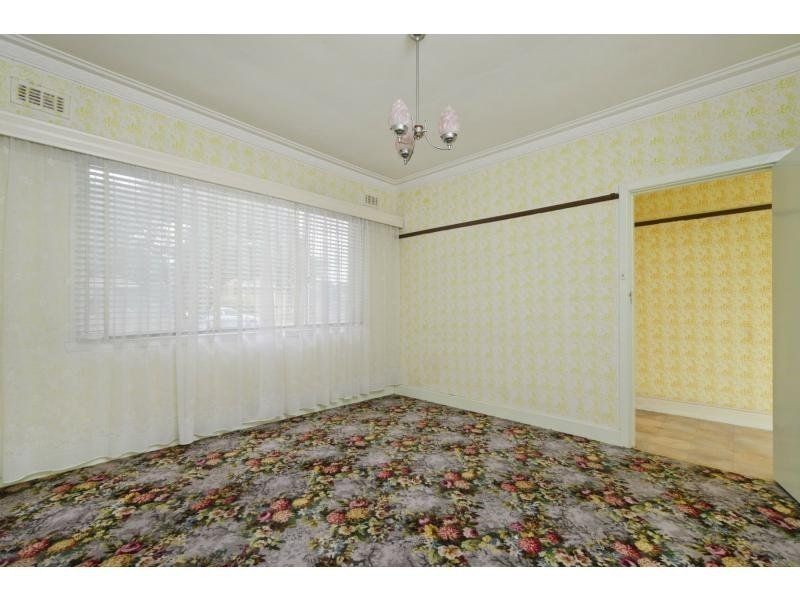 55 Corrigan Avenue, Brooklyn VIC 3012