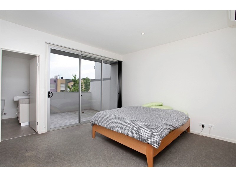 21 Raven Lane, Maribyrnong VIC 3032