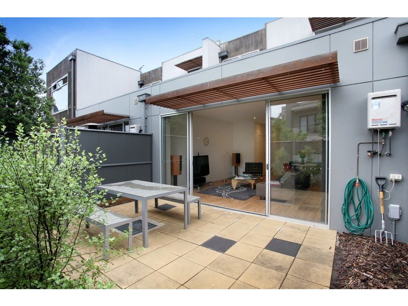 21 Raven Lane, Maribyrnong VIC 3032