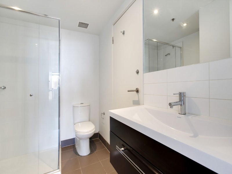 902/109 Clarendon Street, Southbank VIC 3006