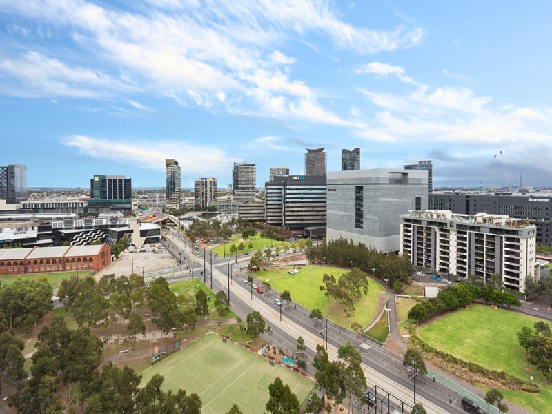 N808/18 Waterview Walk, Docklands VIC 3008
