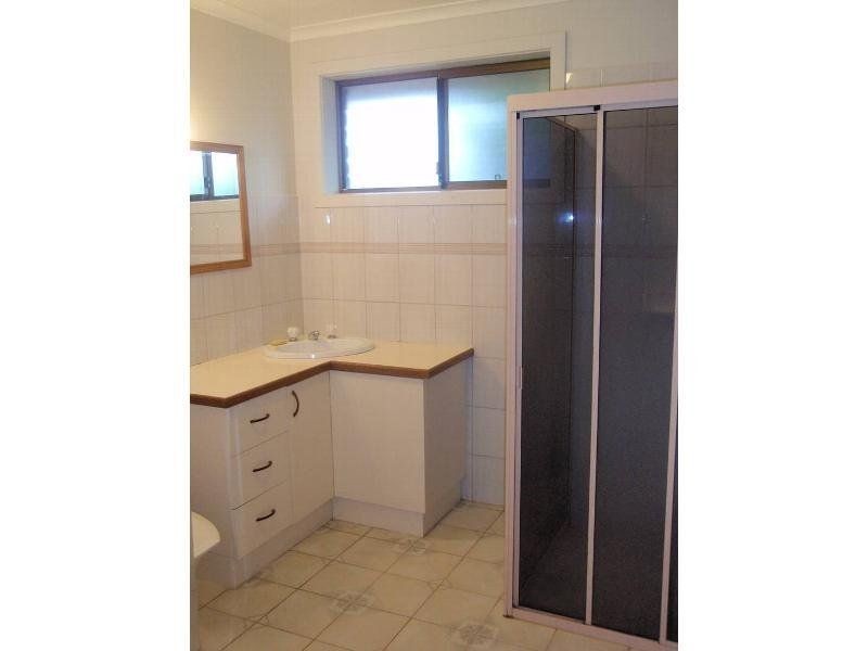 2/110 Railway Street South, Altona VIC 3018