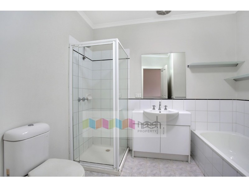 98 The Crescent, Kensington VIC 3031