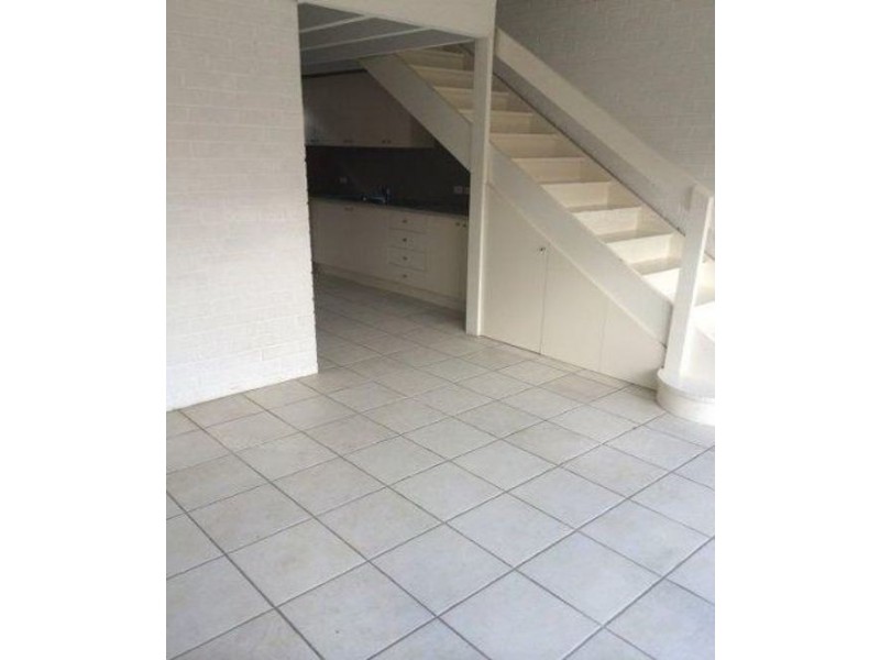 2/38 John Street, Altona North VIC 3025