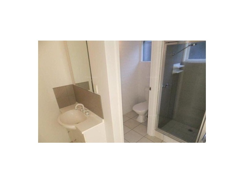 2/38 John Street, Altona North VIC 3025