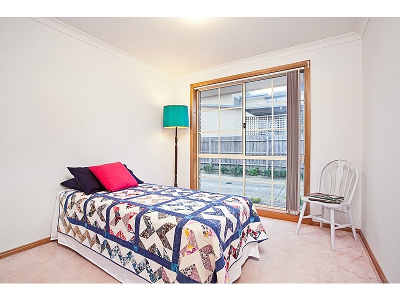 2/200 Blyth Street, Altona VIC 3018