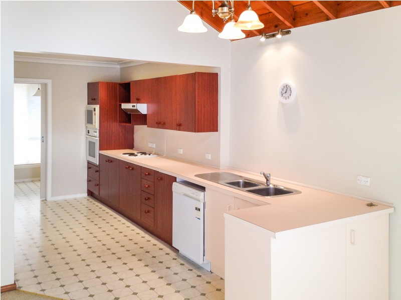 249 Civic Parade, Altona VIC 3018