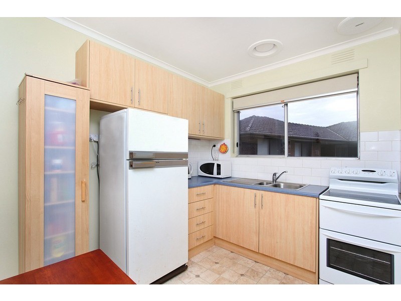 10/3 Robin Street, Altona VIC 3018