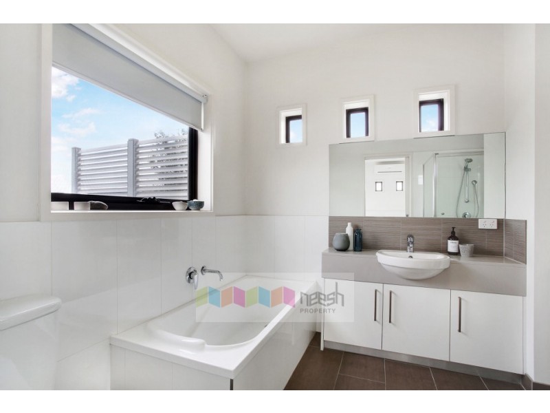 9/16 Shepparson Street, Carnegie VIC 3163
