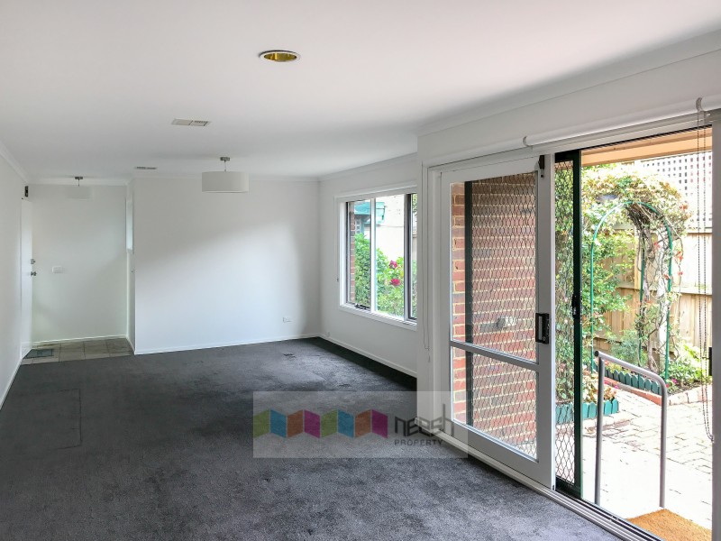 2/216A Wattle Valley Road, Camberwell VIC 3124