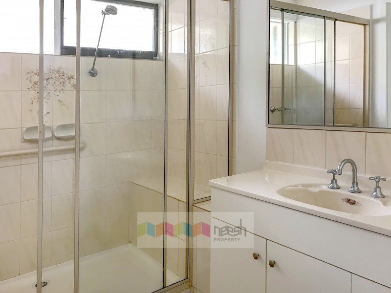 2/216A Wattle Valley Road, Camberwell VIC 3124