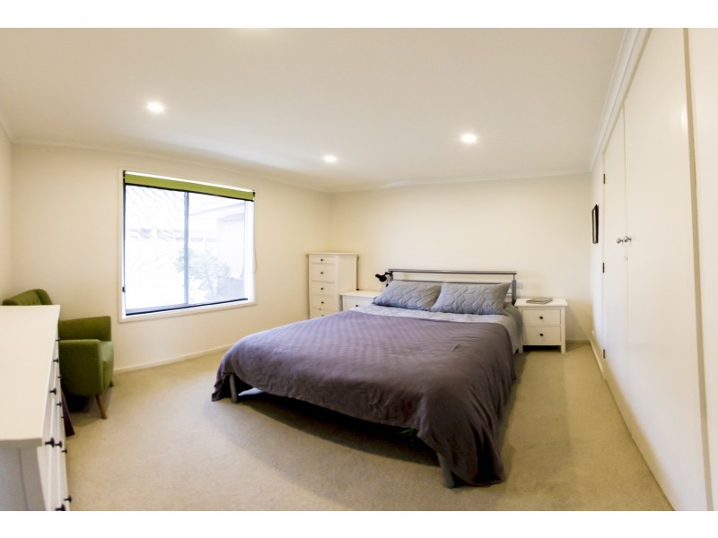 3/25 McBain Street, Altona VIC 3018