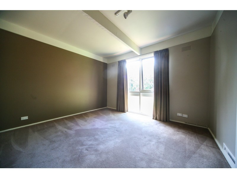 8 Mossfiel Drive, Hoppers Crossing VIC 3029