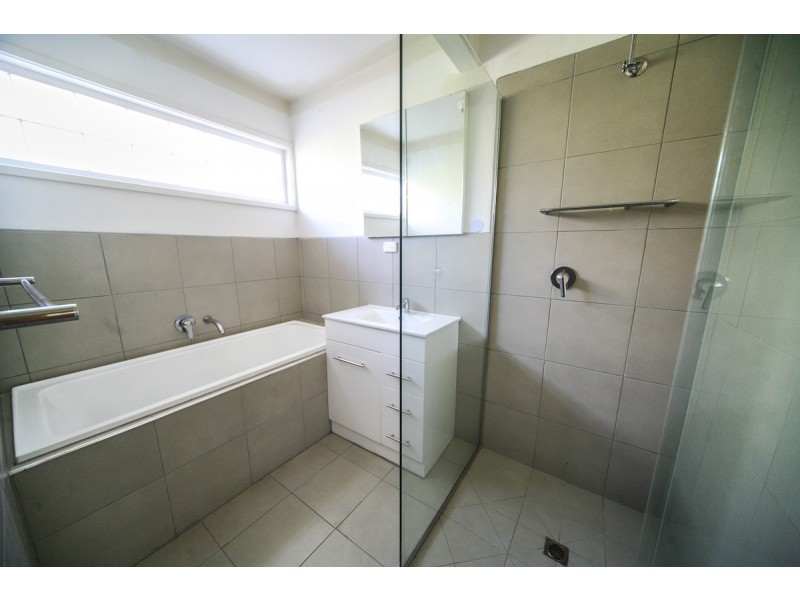 8 Mossfiel Drive, Hoppers Crossing VIC 3029