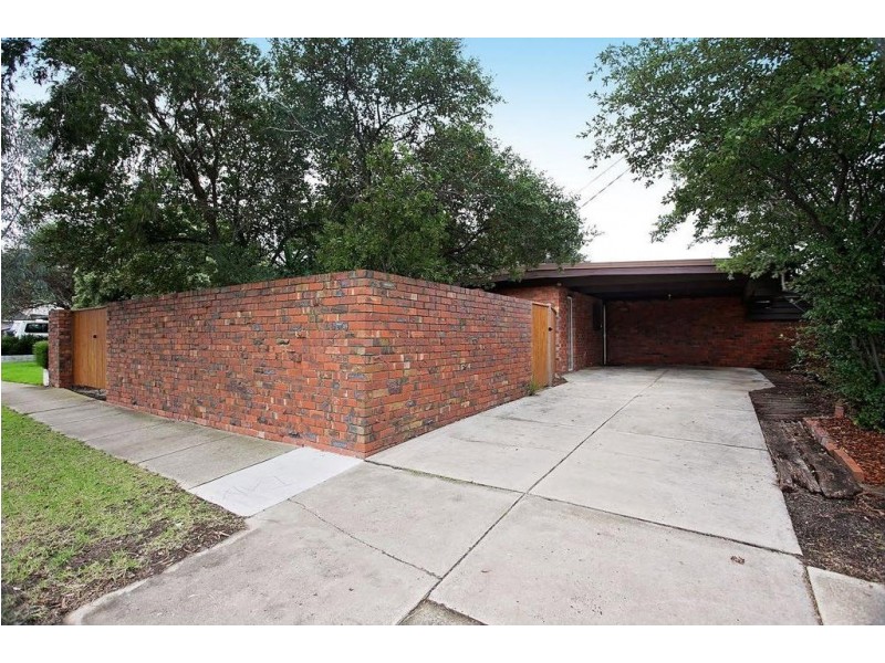 8 Mossfiel Drive, Hoppers Crossing VIC 3029