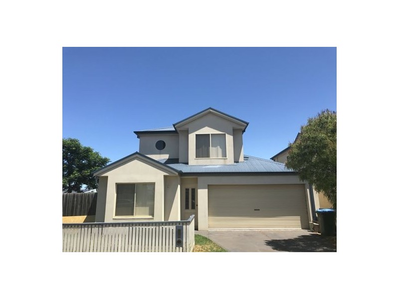 1/24 Riverside Avenue, Werribee VIC 3030