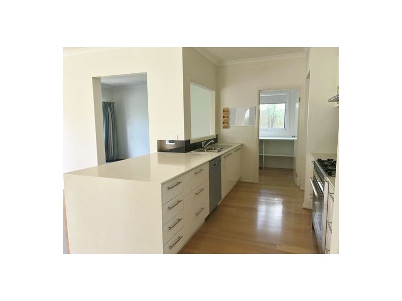 8 Stanley Street, Altona VIC 3018