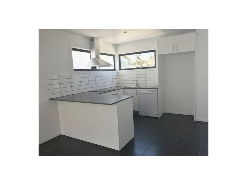 2/14 Bolingbroke Street, Pascoe Vale VIC 3044